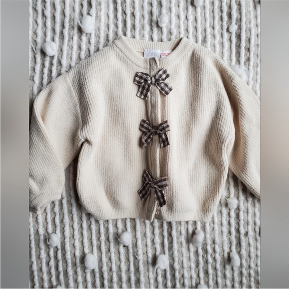NWOT Zara kids / toddler Cream sweater cardigan with bow front - Picture 2 of 4